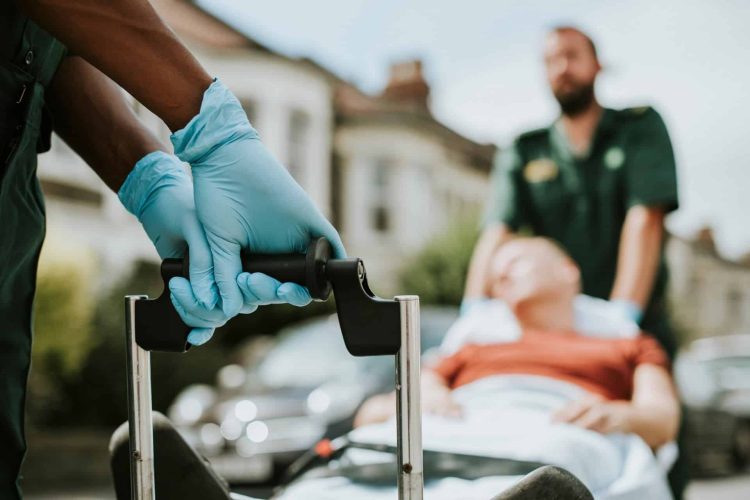 Ambulances des Trois Monts - ambulanciers et taxis 1